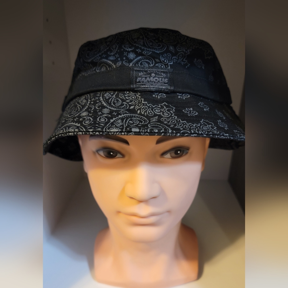 BNWT Famous Brand Bucket Hat